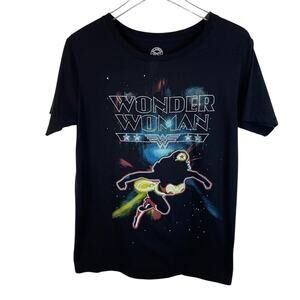 Wonder Woman D.C. Comics Tee Size Junior Large (11/13)